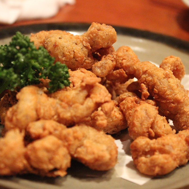 ホルモンの唐揚げ(やきとん酒場 新橋とら八)