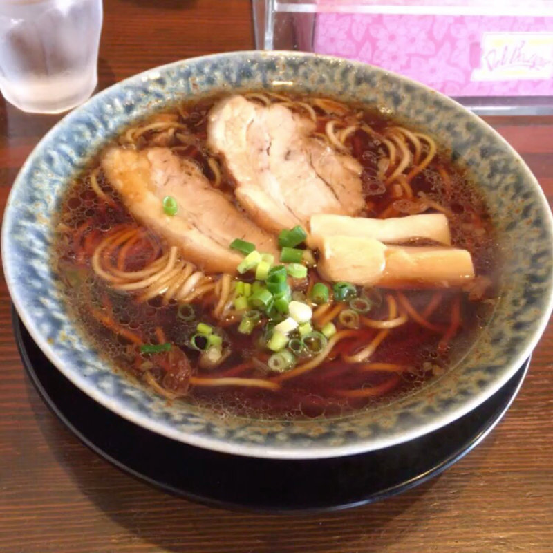 醤油ラーメン(鶴亀 )