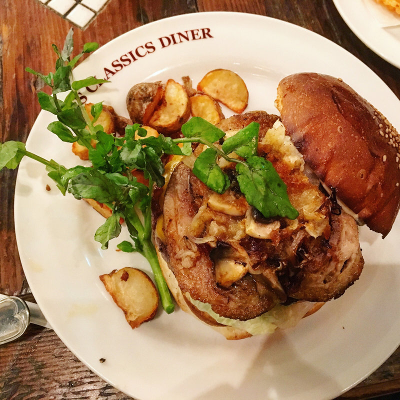 ガーリックポークリブバーガー(六本木)