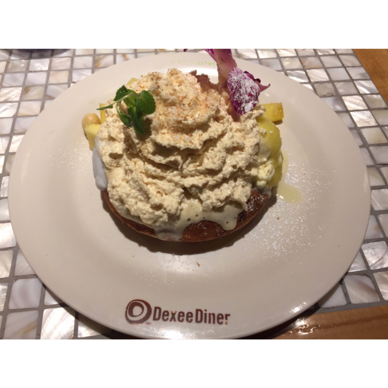 季節限定モンブランパンケーキ(モクオラディキシーダイナーウイラニ)