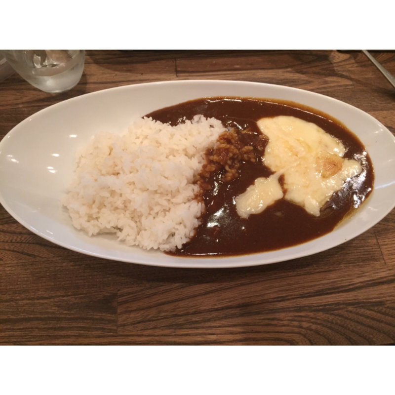 ラクレットチーズのカレー(HITOSAJI （ヒトサジ【旧店名】ごくごく）)