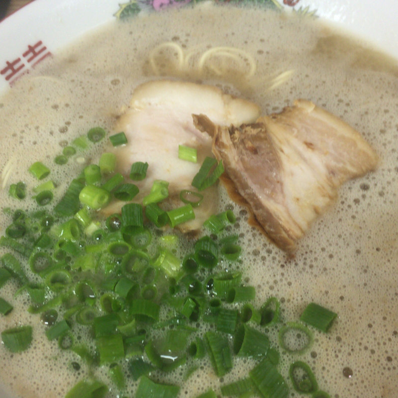 博多ラーメン(麦 （むぎ）)