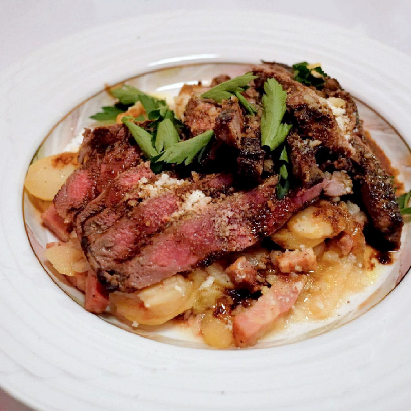 牛肉のタリアータ(オーベルジーヌ （Aubergine）)