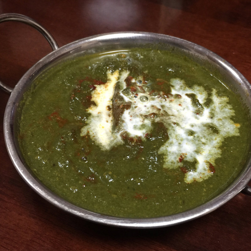 チキンパルンゴカレー(ルンビニ)