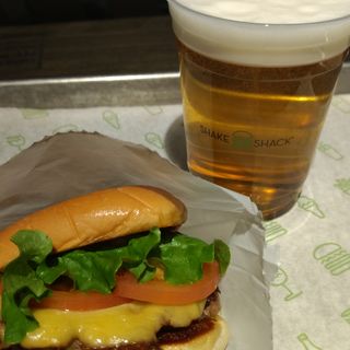shack burger(SHAKE SHACK 東京国際フォーラム店)