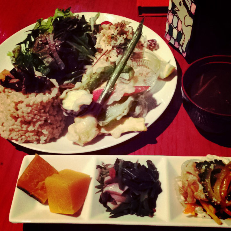 自然食(隠れ家レストラン)