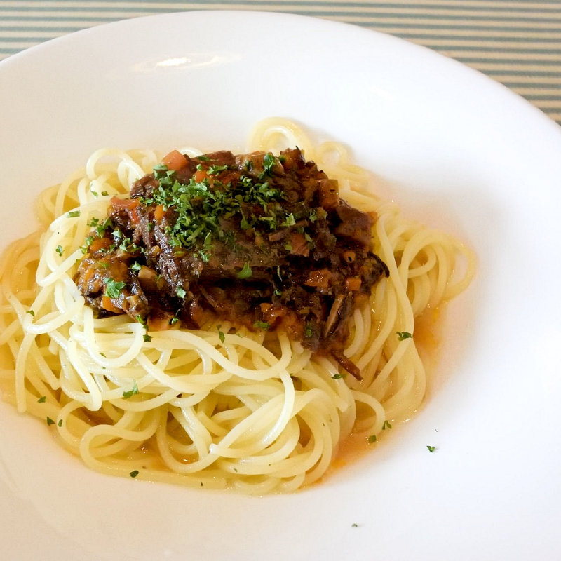 大人の牛スネ肉ボロネーゼ(ピアット （Piatto）)