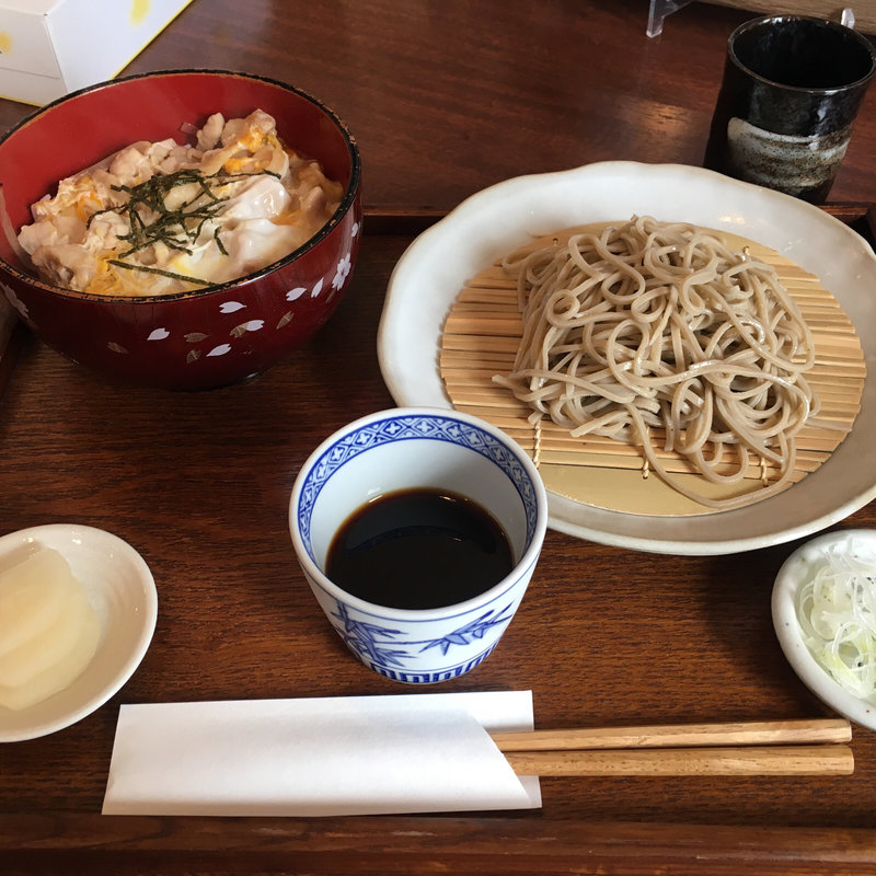 親子丼とそば(くまはら川 )
