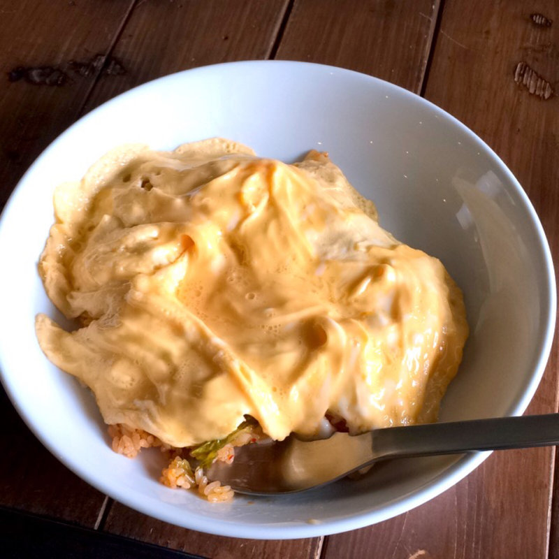 韓国風キムチオムライス(コヨーテ （coyote）)