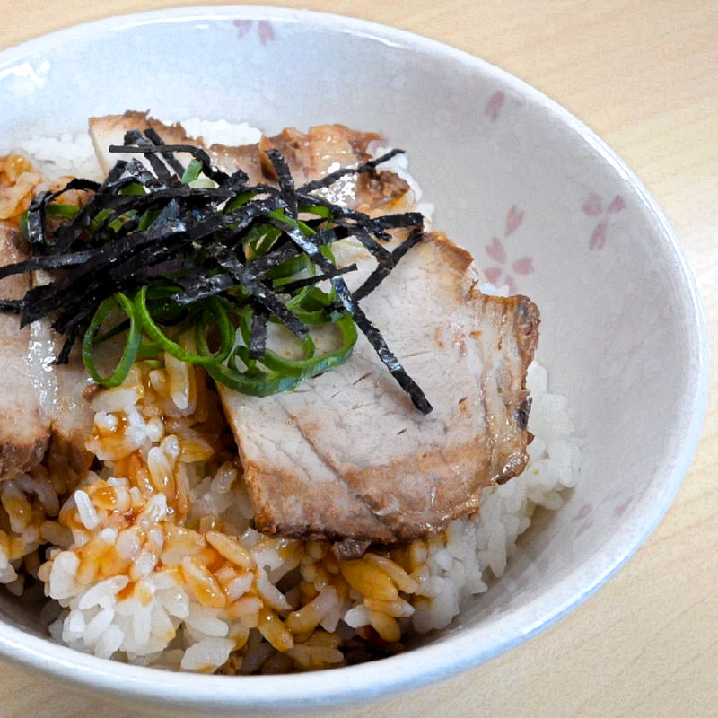 チャーシュー丼(中華そば うりぼう )