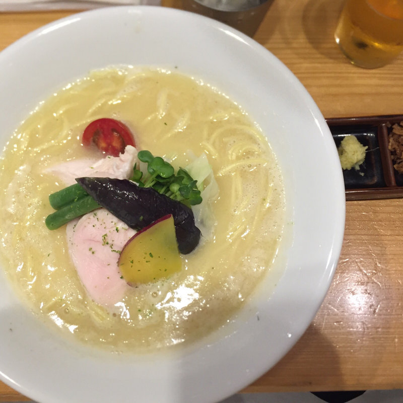 鶏白湯SOBA(銀座  篝)