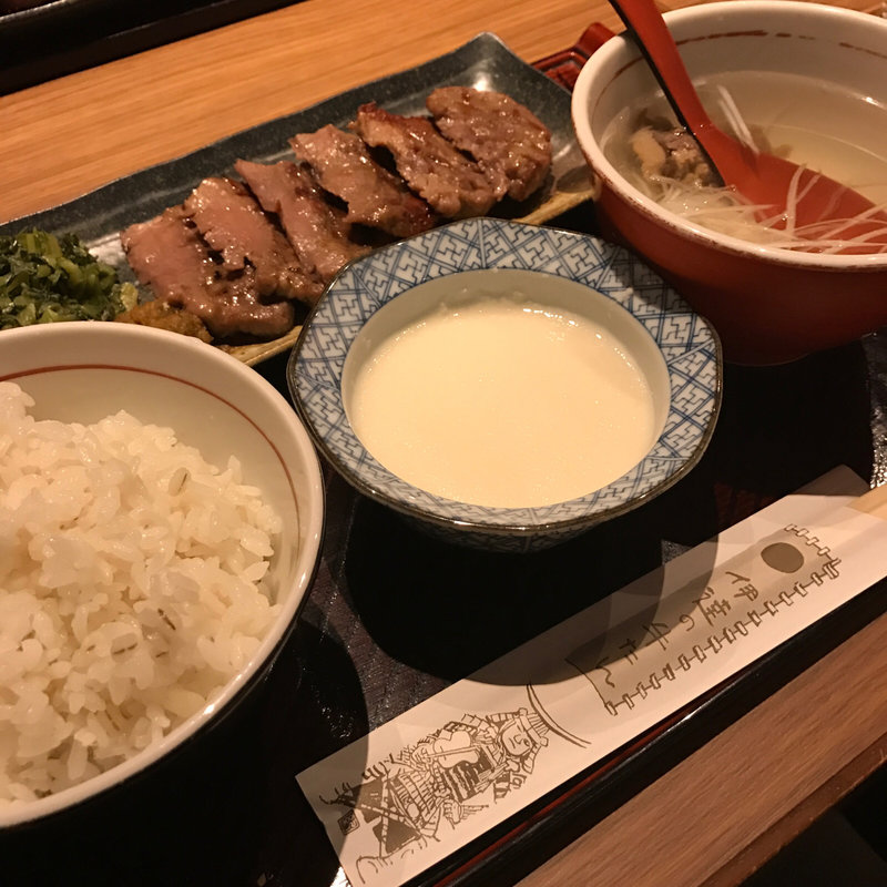 極厚芯たん定食(伊達の牛たん本舗 宮城ふるさとプラザ店)