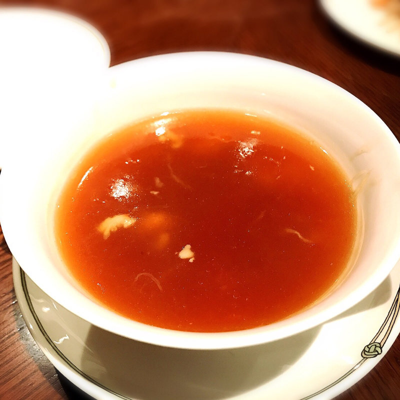 蟹肉入りフカヒレスープ(中国飯店 紫玉蘭)