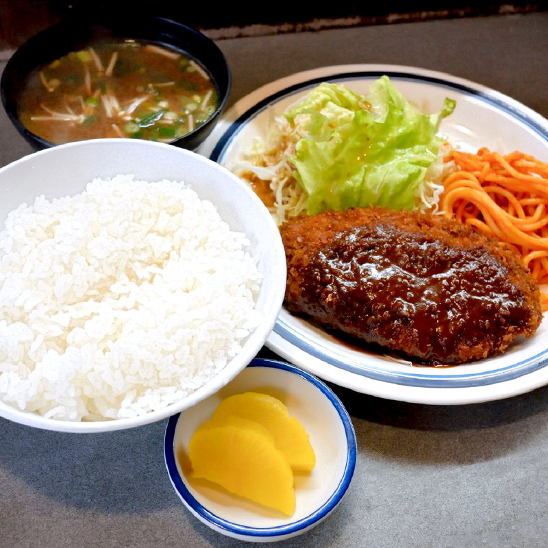 ミンチカツ定食(ベル )