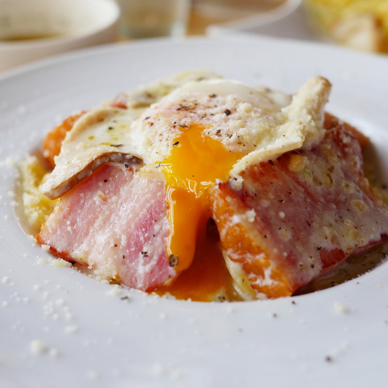 当店一番人気のザクッとモチッと必殺カルボナーラ(オードーカフェ （Ohdou Cafe）)