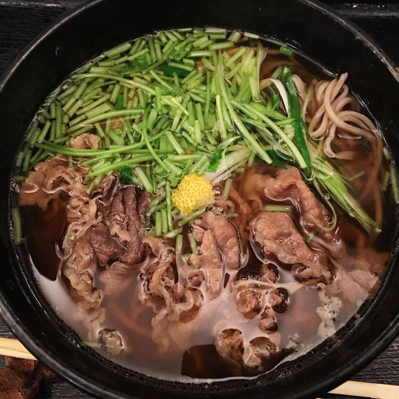 肉蕎麦(いいづか・出雲そば )