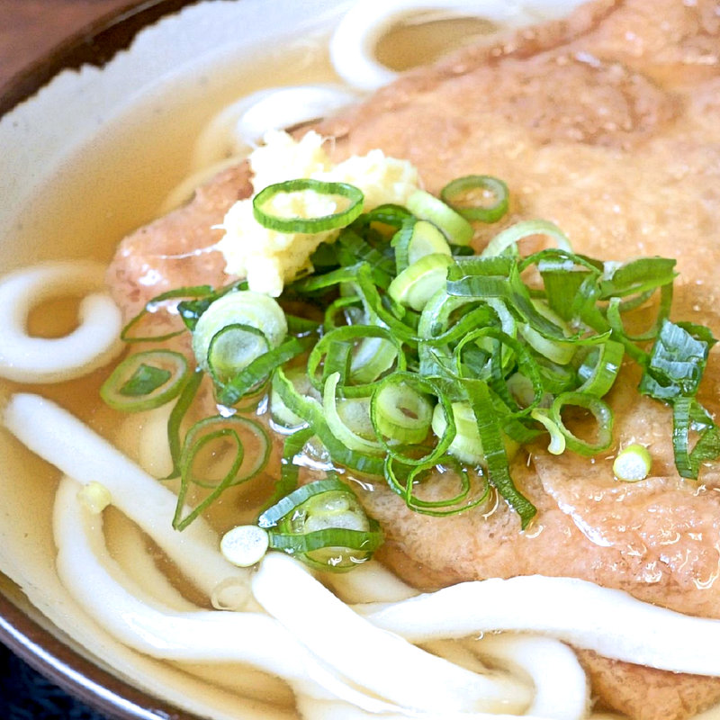 かけそのまま+お揚げ(うどんや )