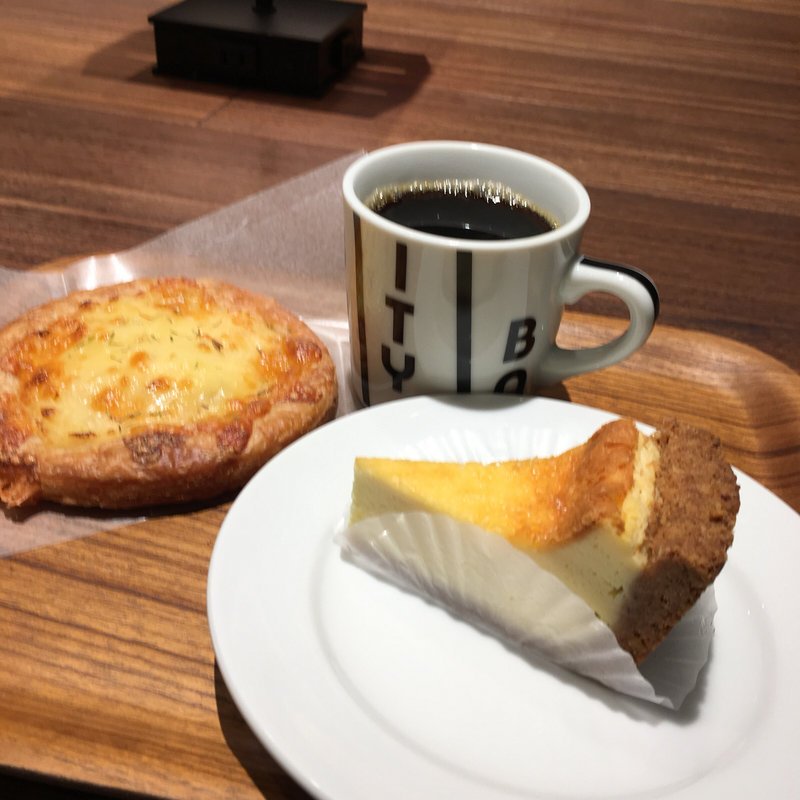 ベイクドチーズタルト(THE CITY BAKERY アトレ品川)