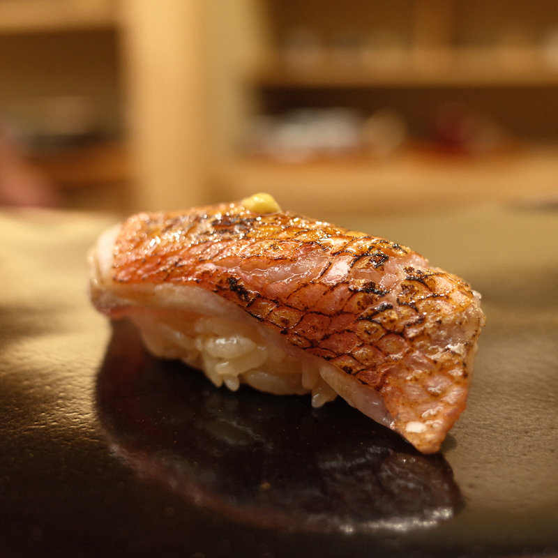 金目鯛の握り(日本橋 蛎殻町 すぎた)