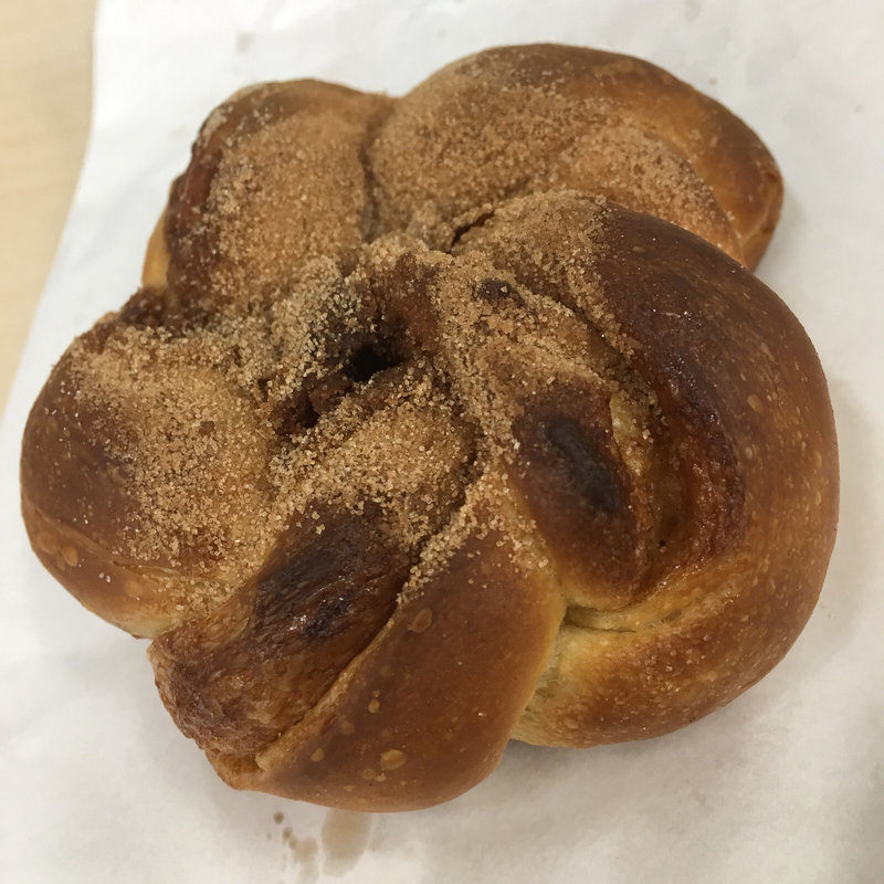 シナモンロール(シンボパン)