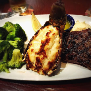 Lobster with Sirloin(Red Lobster)
