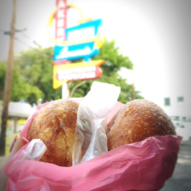 Cinammon Malasada(Leonard’s Bakery)