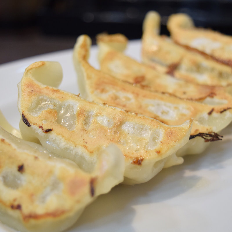 黒豚餃子(まる心新大塚 )