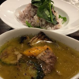 ラム肉のグリーンカレー(OKACHI20番)