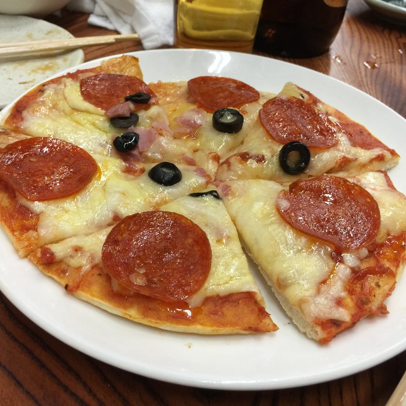 ミックスピザ(だるま)