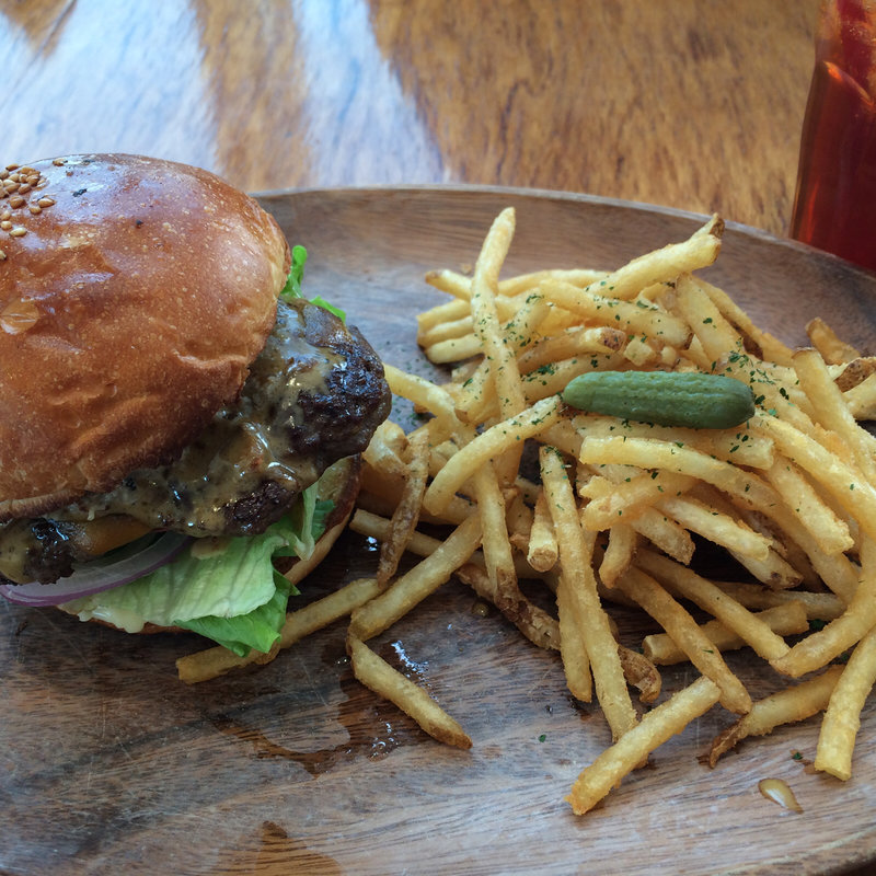 オーガニックミート バカバーガー(Les deux Blue （レドゥル・ブルー ）)