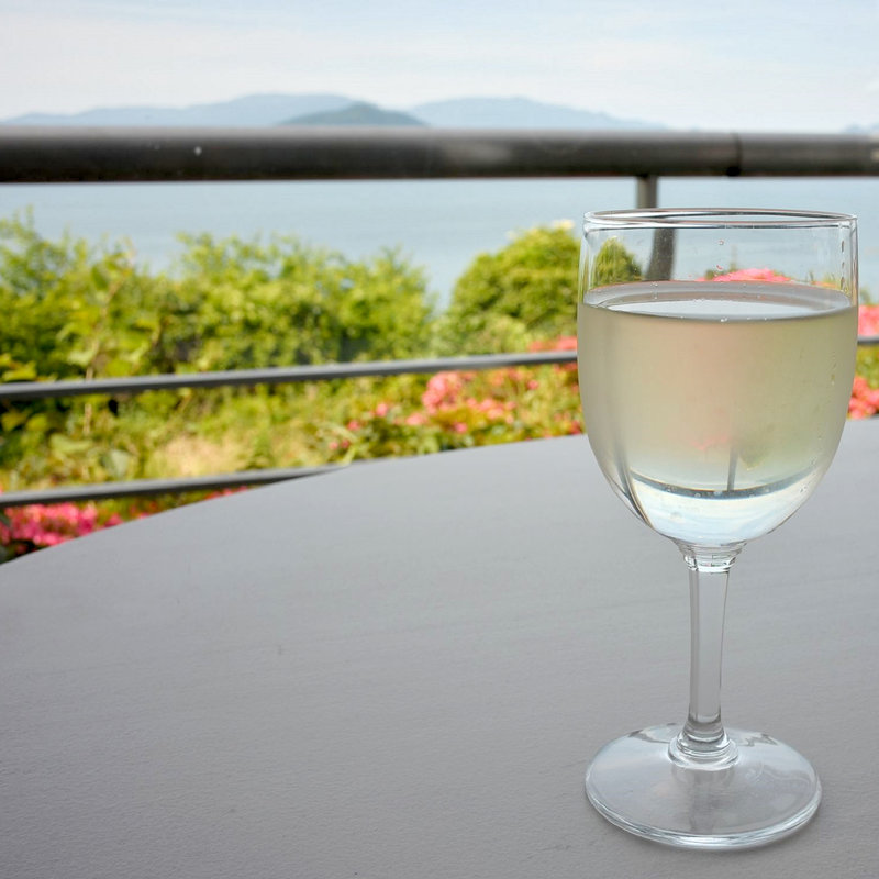 グラスワイン白(NOMADO Cafe)