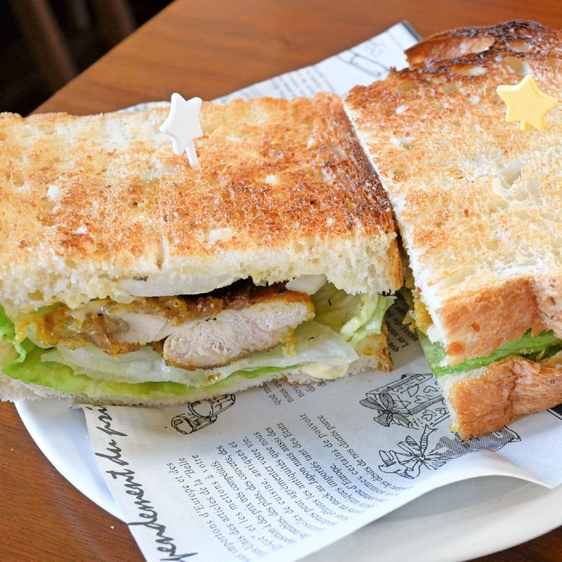 タンドリーチキンのサンドウィッチ(slow cafe （スローカフェ）)