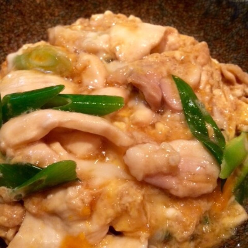 薩摩地鶏と九条葱の親子丼(いかや銀兵衛)