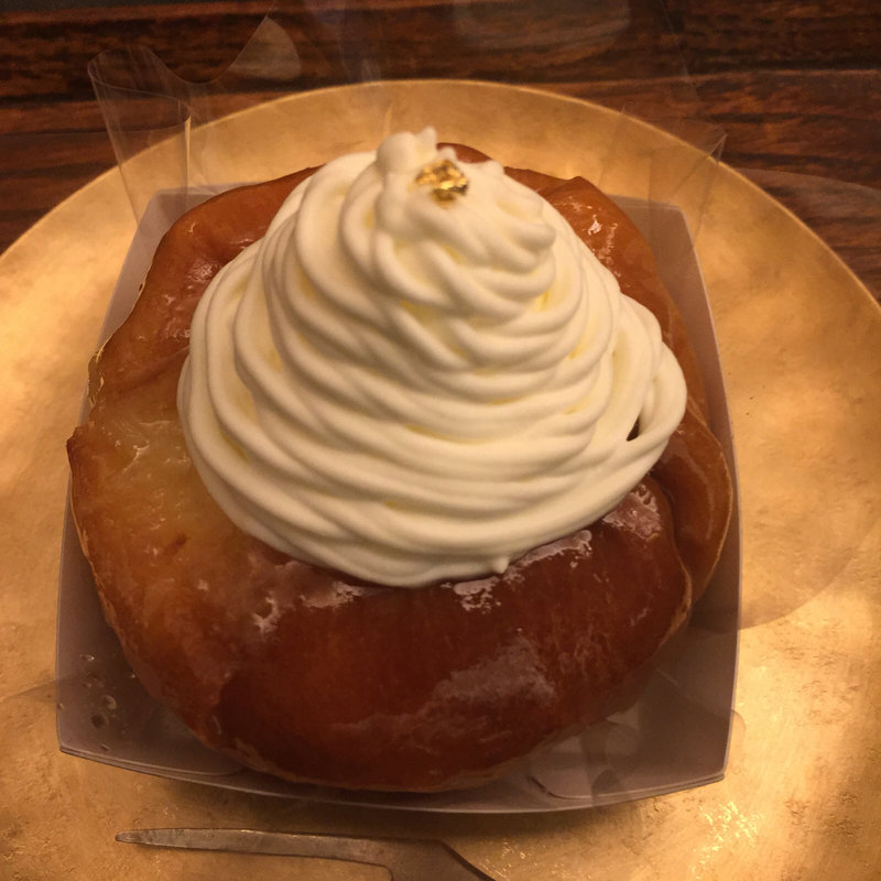 サバラン(銀座 風月堂 （凮月堂 ふうげつどう）)