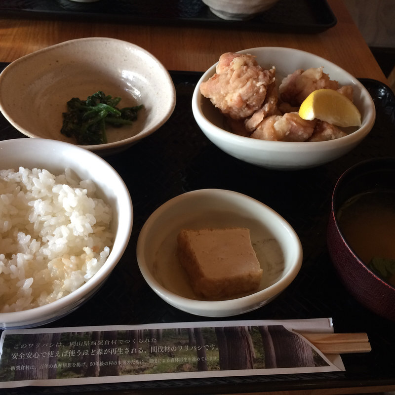 鶏肉の竜田揚げ定食(なるたけ目白)