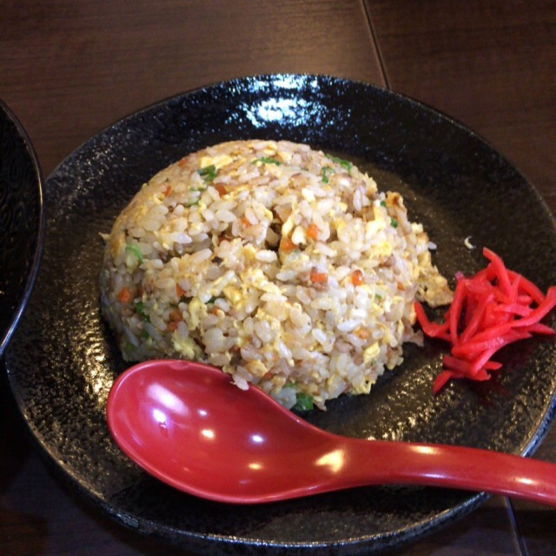チャーハン(らーめん工房いちにぃさん)