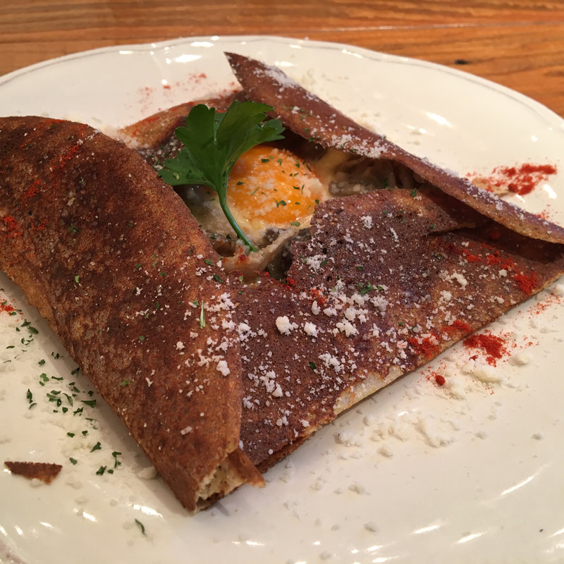 鶏肉とキノコのクリームガレット(バリサイ カフェ （BARISAI CAFE）)