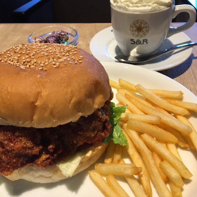 S&Rチキンバーガー(S&R珈琲)