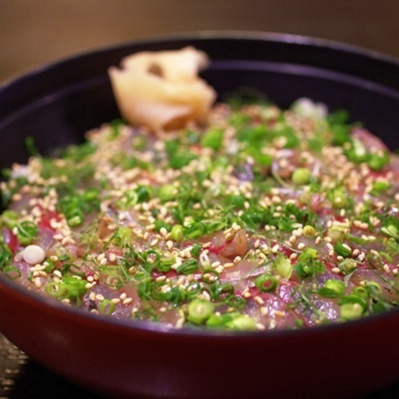 琉球丼(二代目与一 （にだいめよいち）)