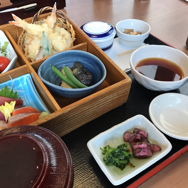 濱町の昼御膳(濱町 上大岡店 （はまちょう）)