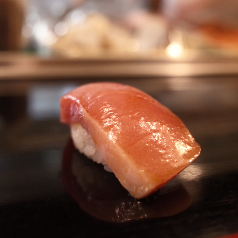 ちょっと贅沢にお寿司はいかが 三越前で見つけた至極の一貫 Sarah サラ 料理メニューから探せるグルメサイト