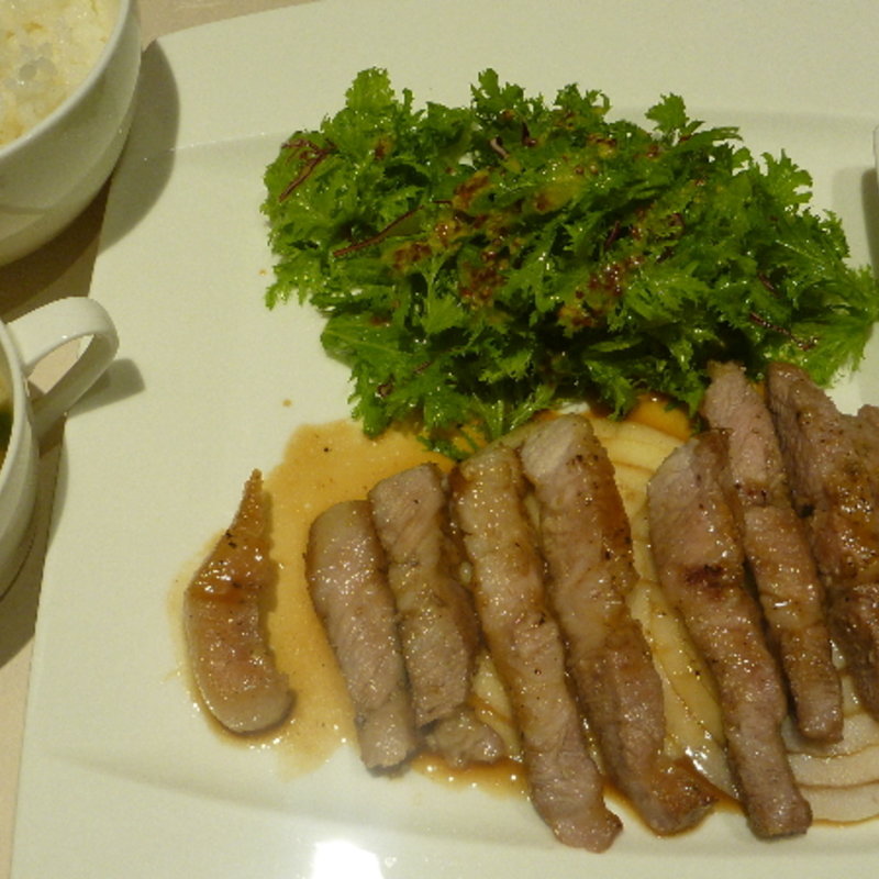 ポークソテー(Rowazo)