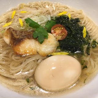 うまい鯛塩らー麺(うまい麺には福来たる 西中島店)
