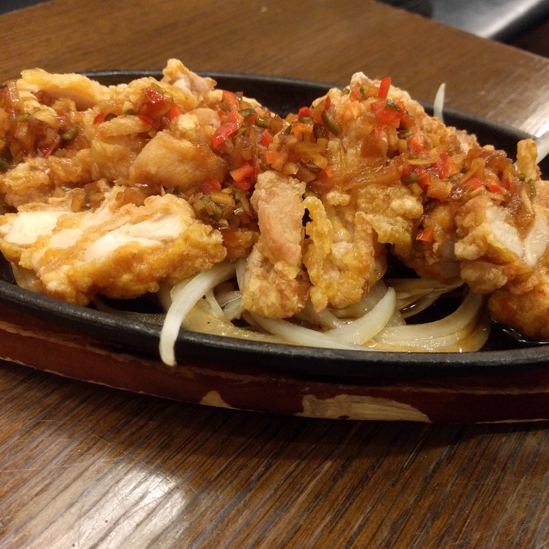 【おすすめ】さっぱり葱だれの油淋鶏(健康中華庵 青蓮 六本木一丁目店 )