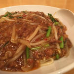 辣肉醤麺(味仙 中部国際空港店 （ミセン）)