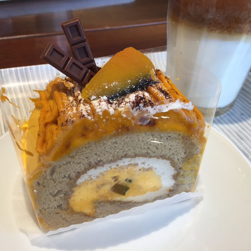 本日のケーキ各種(ゴントラン シェリエ 渋谷店 （GONTRAN CHERRIER）)