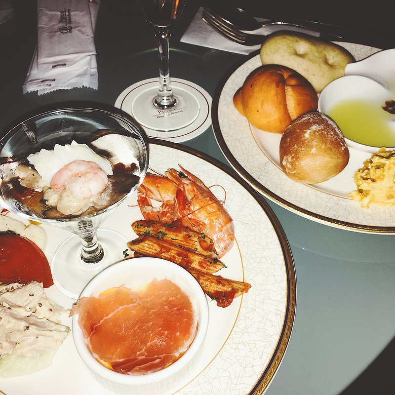 ディナーブッフェ(24 （トゥエンティフォー）)