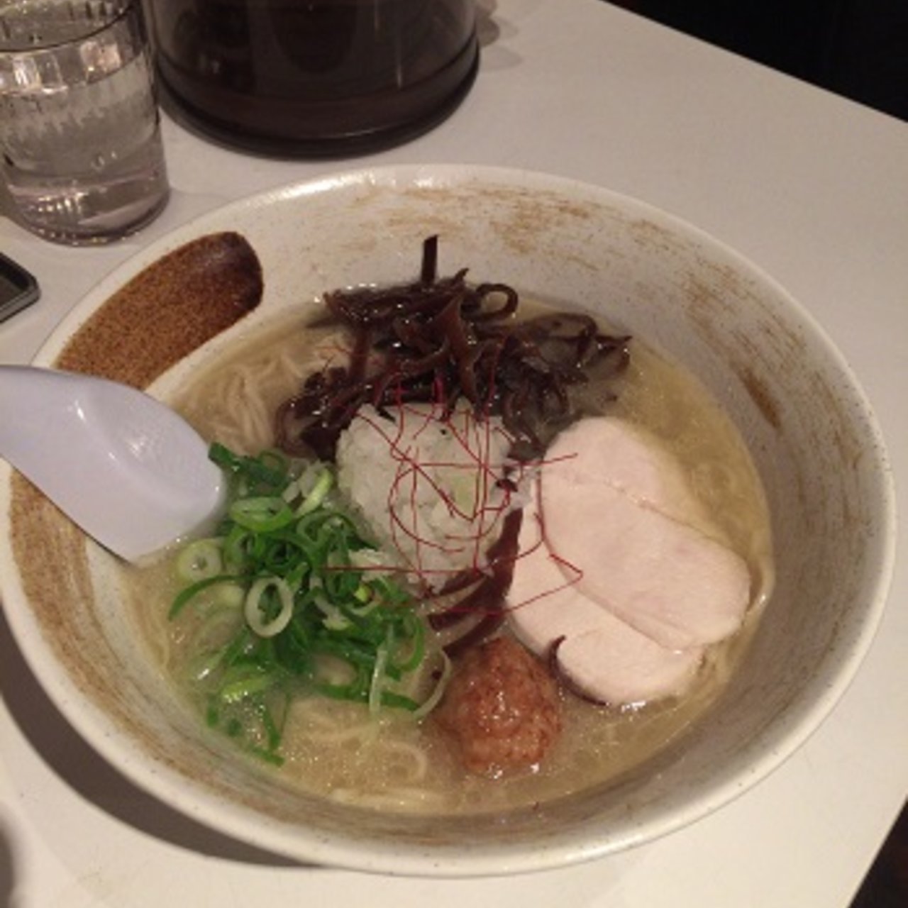 オシャレな街で絶品ラーメン！青山一丁目のおすすめラーメン選 | SARAH[サラ] 料理メニューから探せるグルメサイト