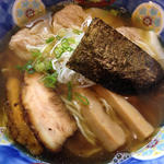肉ワンタン麺(かつみ )