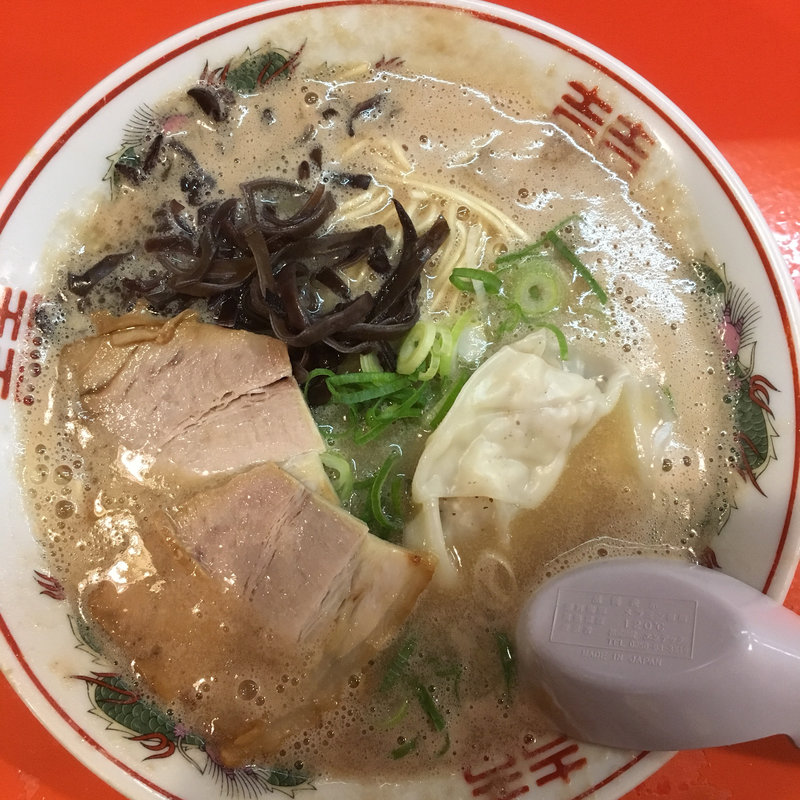 ワンタン麺(二代目 けんのすけ  （【旧店名】けんのすけ 本店）)